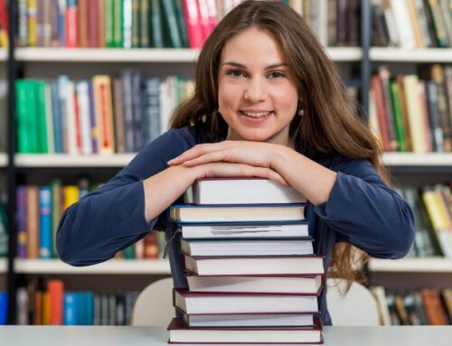 6 Smart Strategies to Save on College Textbooks